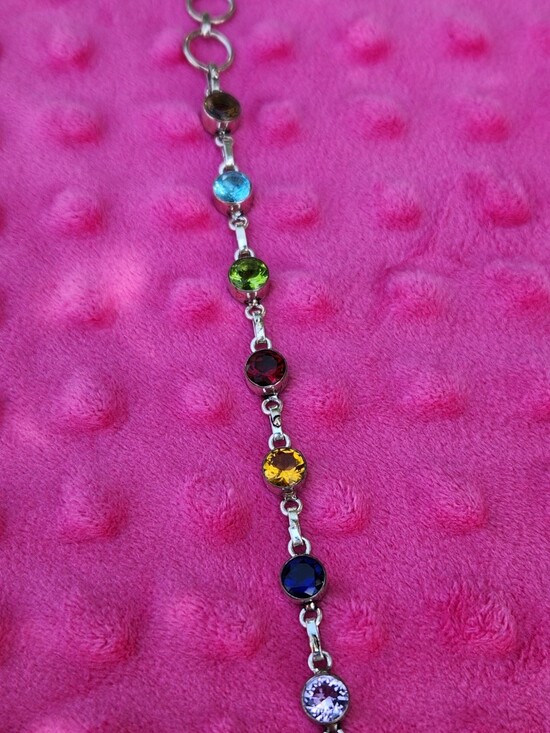 Jewelry - Rainbow Gemstones Bracelet 7" Long EUC